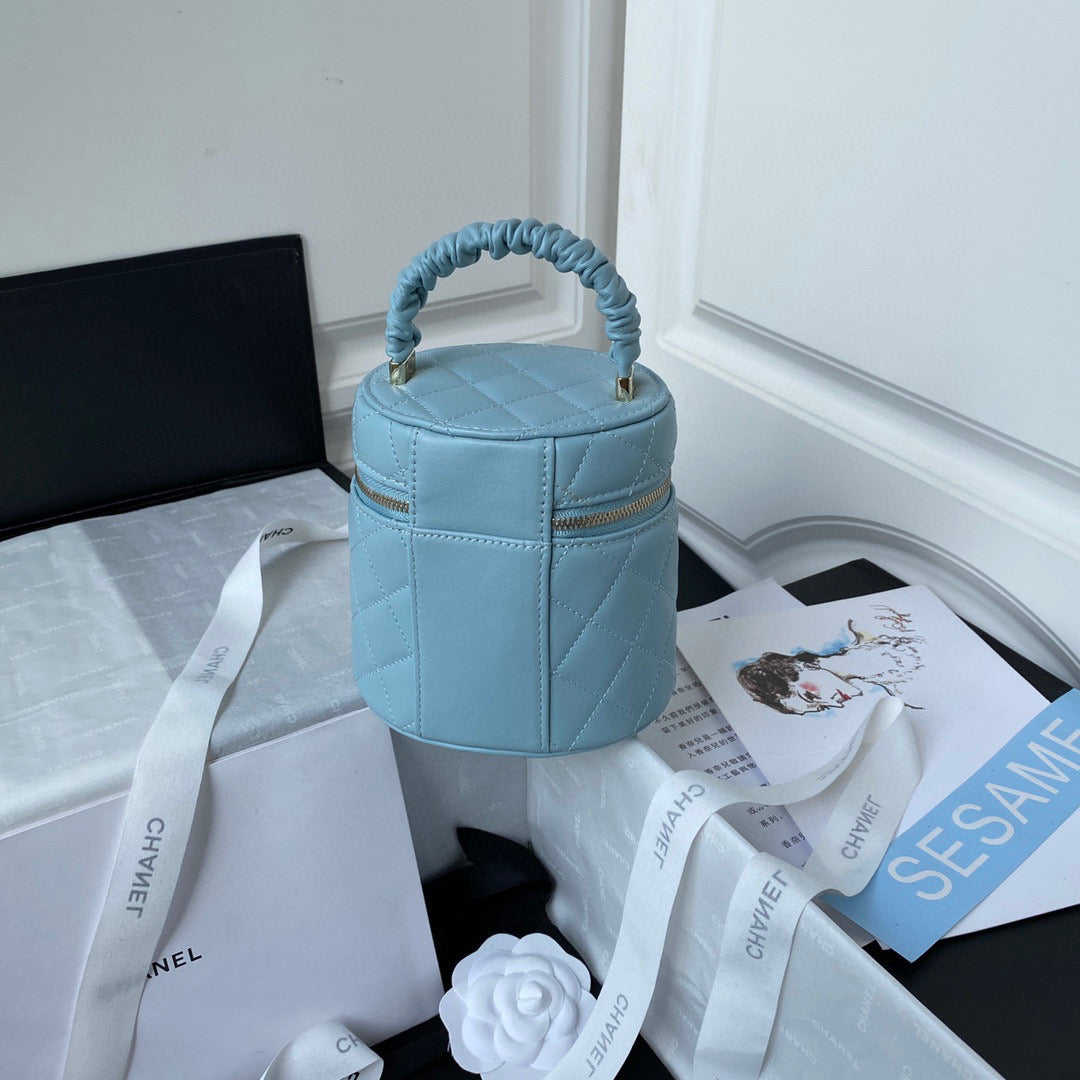 Chanel Vanity Case Lambskin AP2730 Blue | chanel ap2730 vanity case lambskin 20