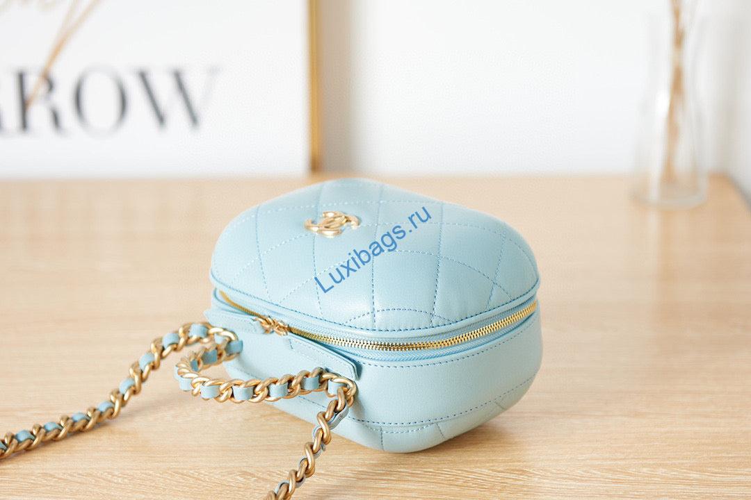 Chanel Small Vanity Case Lambskin gold-tone metal AS3066 Blue | chanel as3066 small vanity case lambskin gold tone metal blue 05