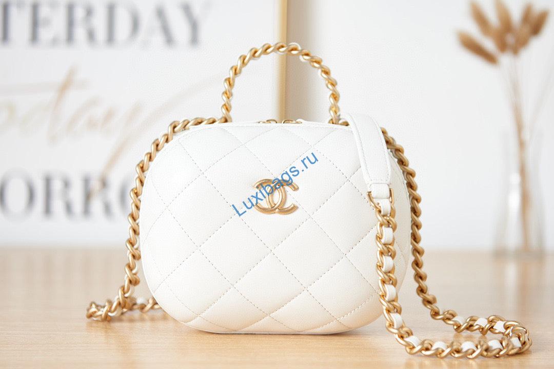 Chanel Small Vanity Case Lambskin gold-tone metal AS3066 White | chanel as3066 small vanity case lambskin gold tone metal white 02