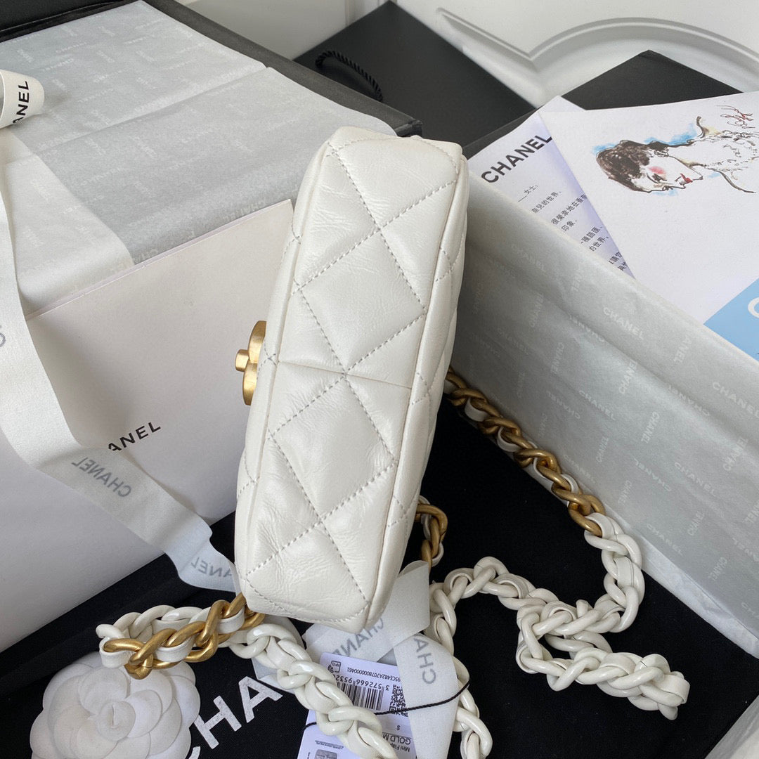 Chanel Mini Flap Bag Lambskin Gold-Tone Metal AS3205 White | chanel as3205 mini flap bag lambskin gold tone metal white 06