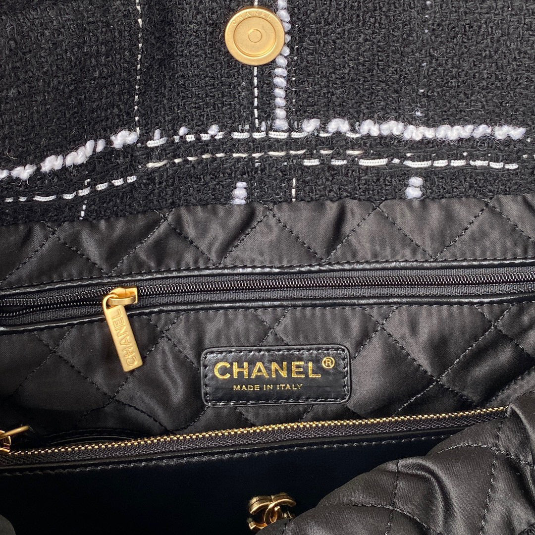 Chanel 22 Handbag Gold-Tone Metal AS3260 Black | chanel as3260 22 handbag gold tone metal black 08