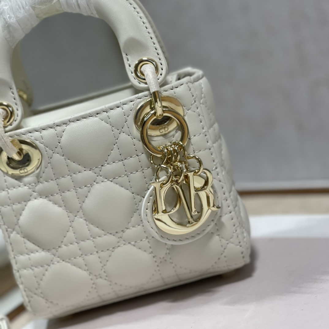 Dior S0856 MICRO LADY Dior Bag White Cannage Lambskin | dior s0856 micro lady dior bag white cannage lambskin 002