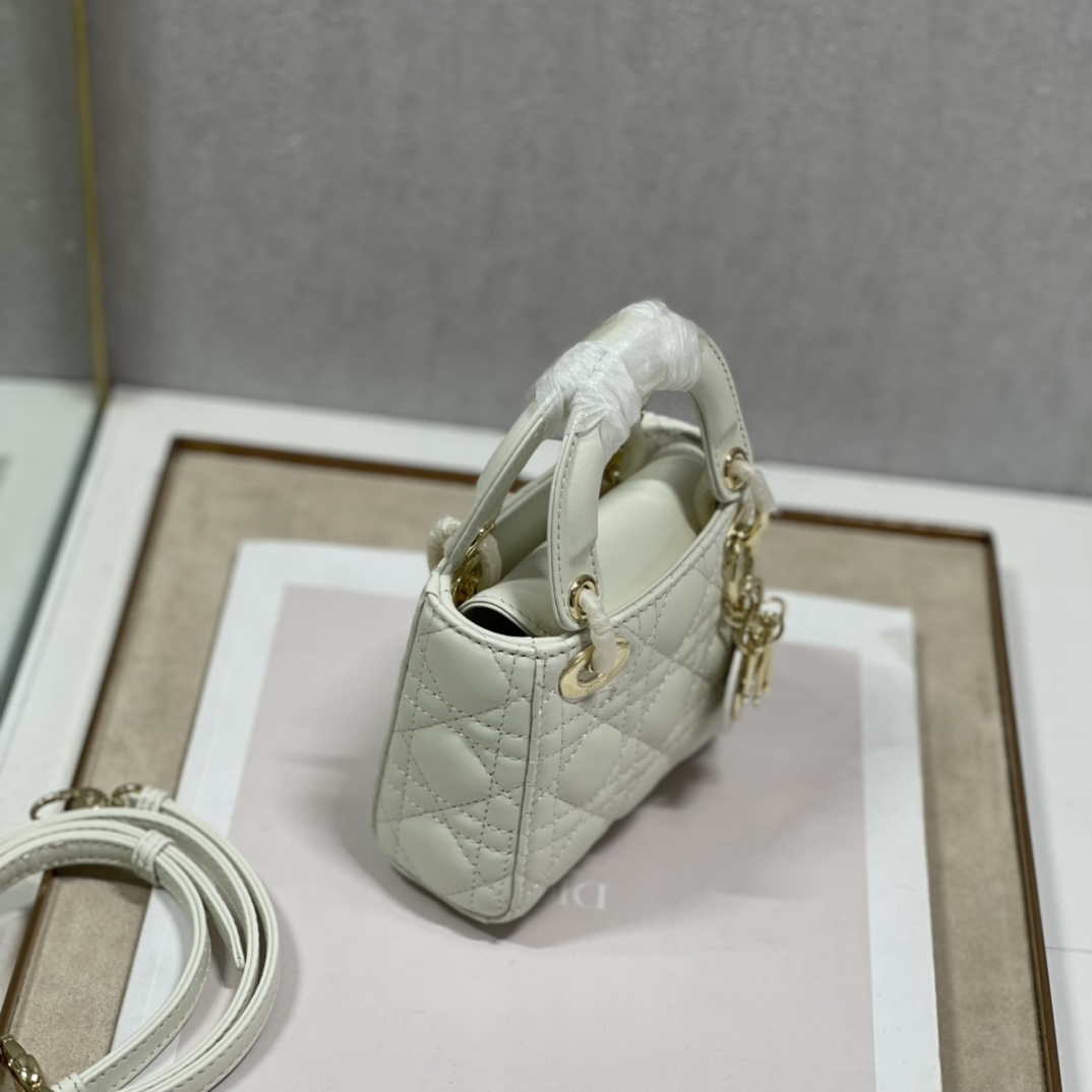 Dior S0856 MICRO LADY Dior Bag White Cannage Lambskin | dior s0856 micro lady dior bag white cannage lambskin 004