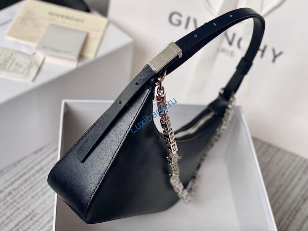 Givenchy BB50LGB1A4 Small Moon Cut Out bag in Leather Black | givenchy bb50lgb small moon cut out bag in leather 014