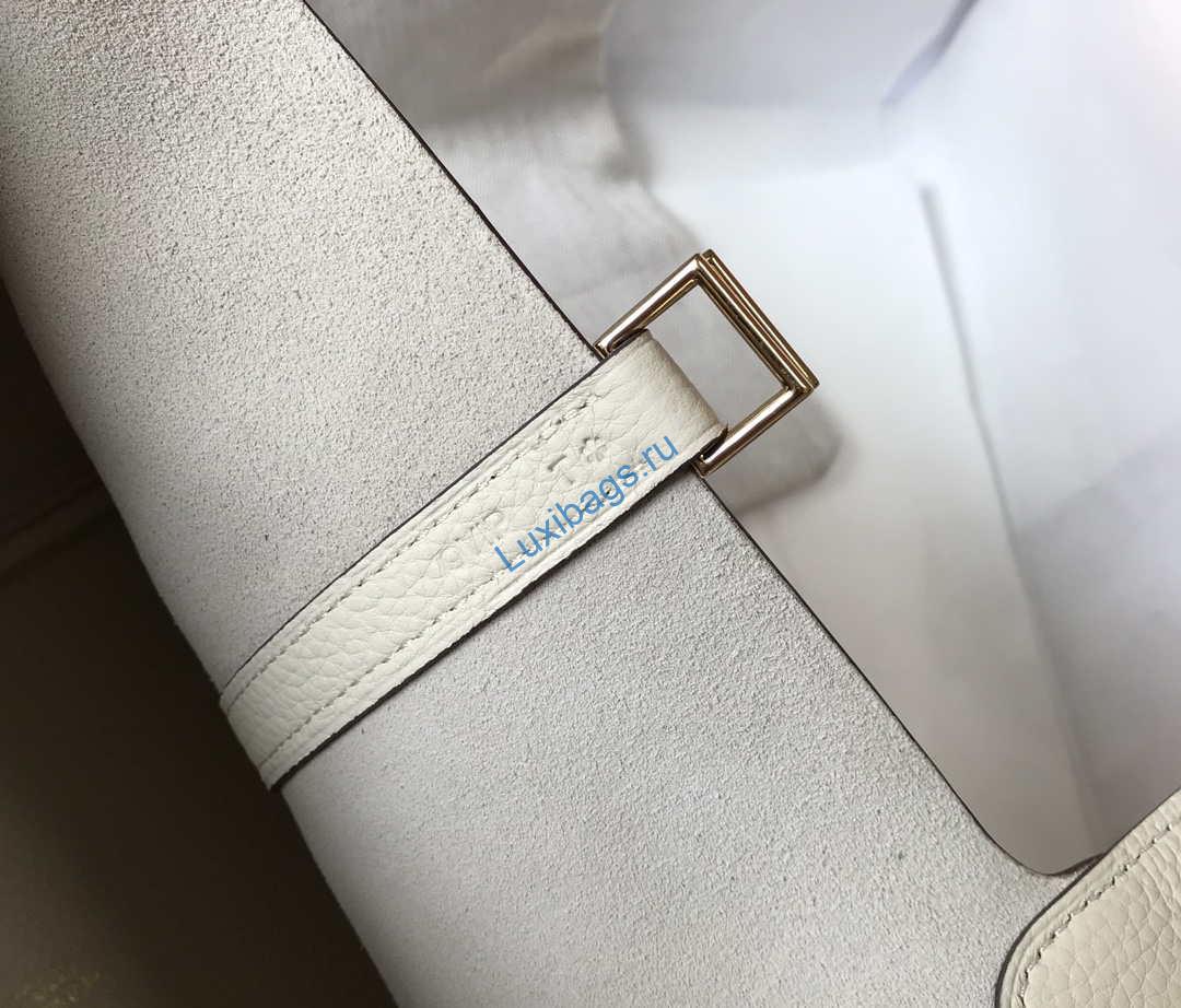 hermes h056289 picotin lock 18 22 bag h330012 gold 5 Hermes H056289 Picotin Lock 18 22 Bag H330012 Gold | hermes h056289 picotin lock 18 22 bag h330105