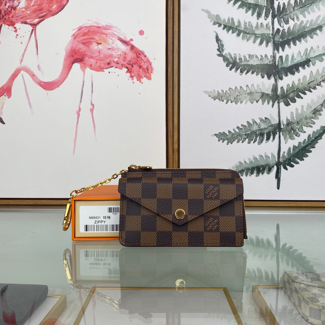 Louis Vuitton LV M69431 Card Holder Recto Verso Coffee Brown | louis vuitton lv m69431 card holder recto verso 01