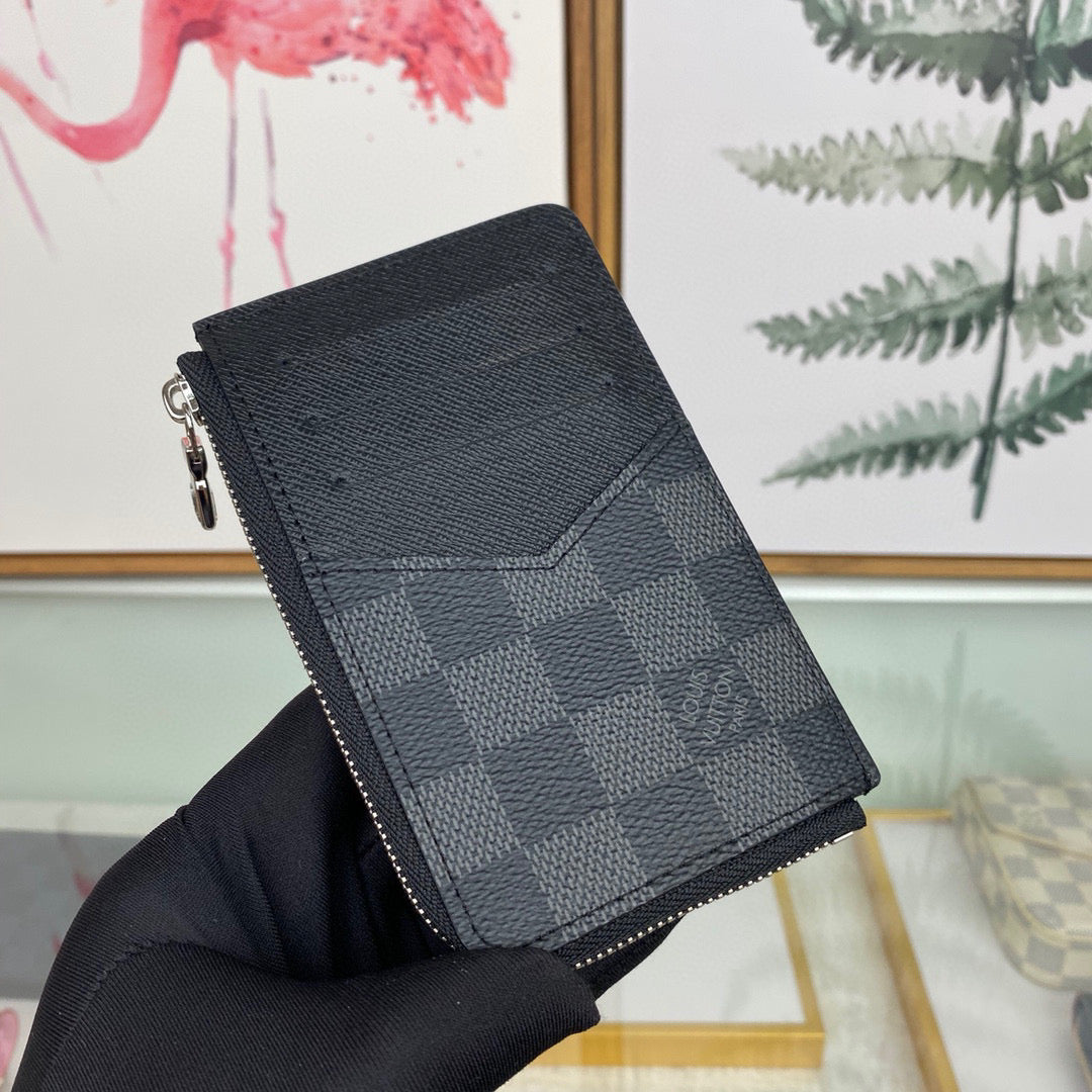 Louis Vuitton LV M69431 Card Holder Recto Verso Black | louis vuitton lv m69431 card holder recto verso black 05