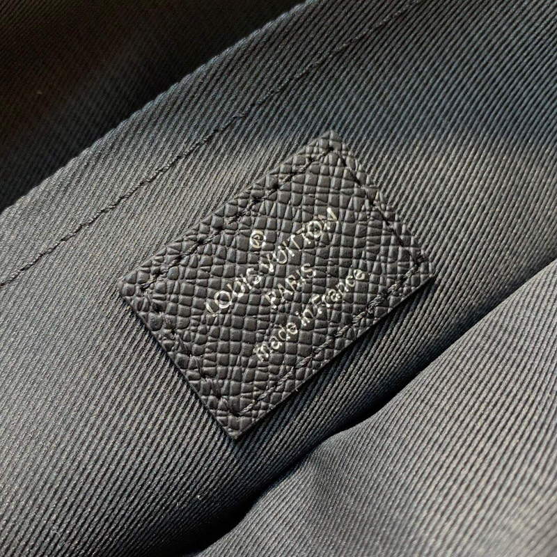 LV M33435 Louis Vuitton Outdoor Messenger PM Bag Black | lv m33435 louis vuitton outdoor messenger pm bag black 008