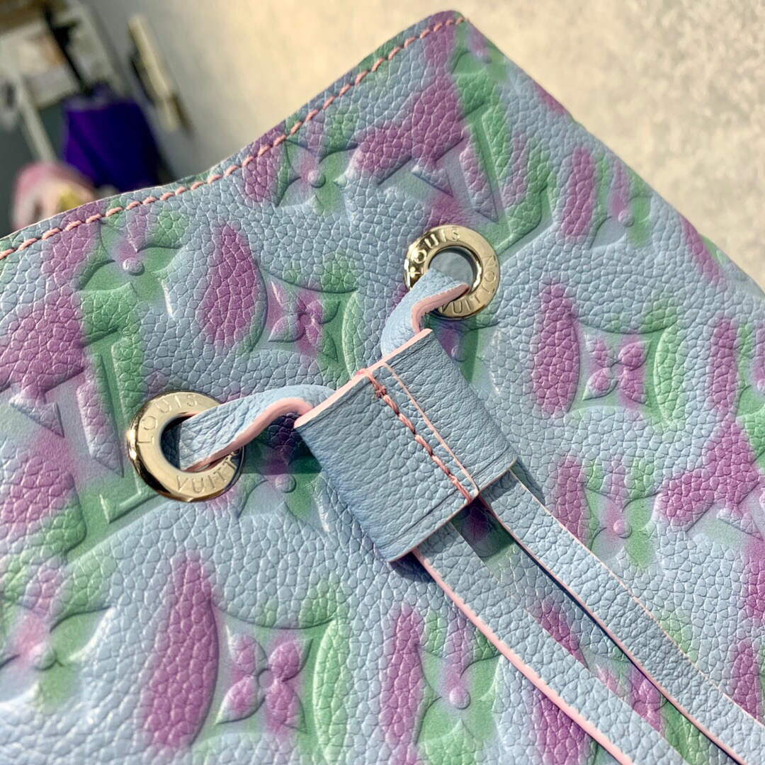 LV M46174 Louis Vuitton NÉONOÉ BB Bucket Bag Blue | lv m46174 louis vuitton neonoe bb bucket bag blue 006