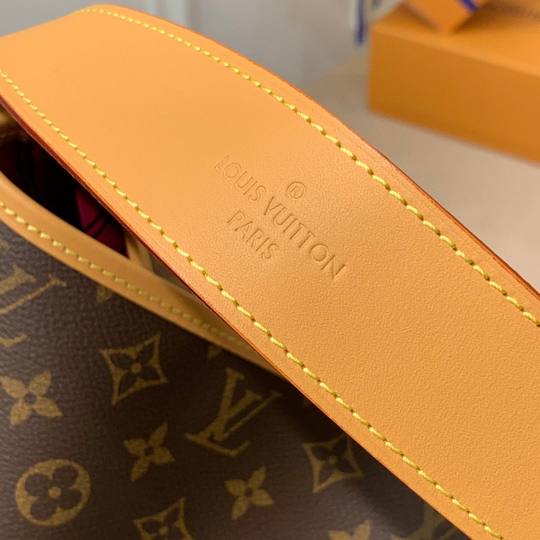 LV M50157 LouisVuitton Delightful MM Monogram Plum | lv m50157 louisvuitton delightful mm monogram plum 08