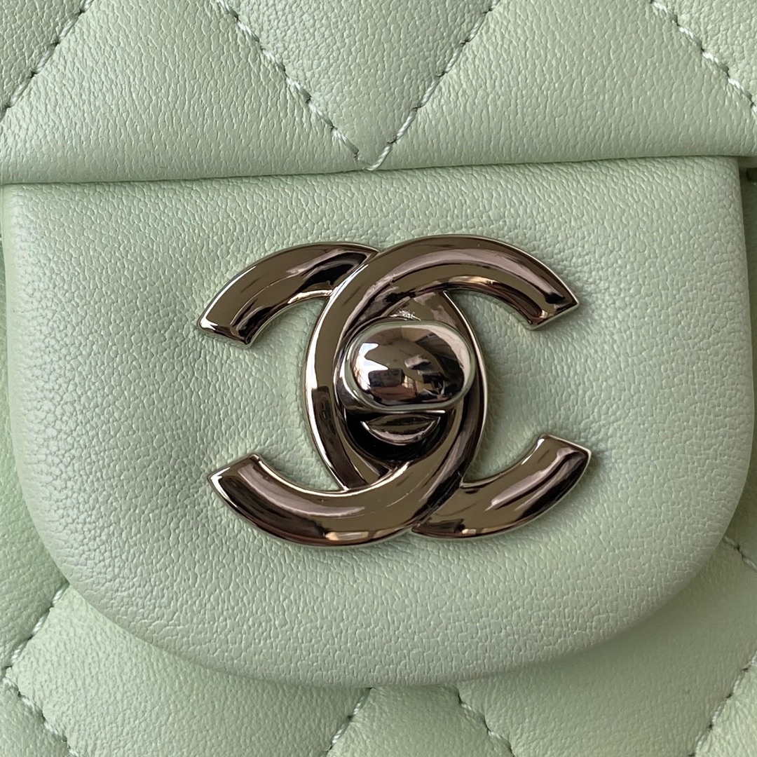 Chanel A01112 Flap Handbag Classic Bag Lambskin Light Green Silver | chanel a01112 flap handbag classic bag lambskin light 003