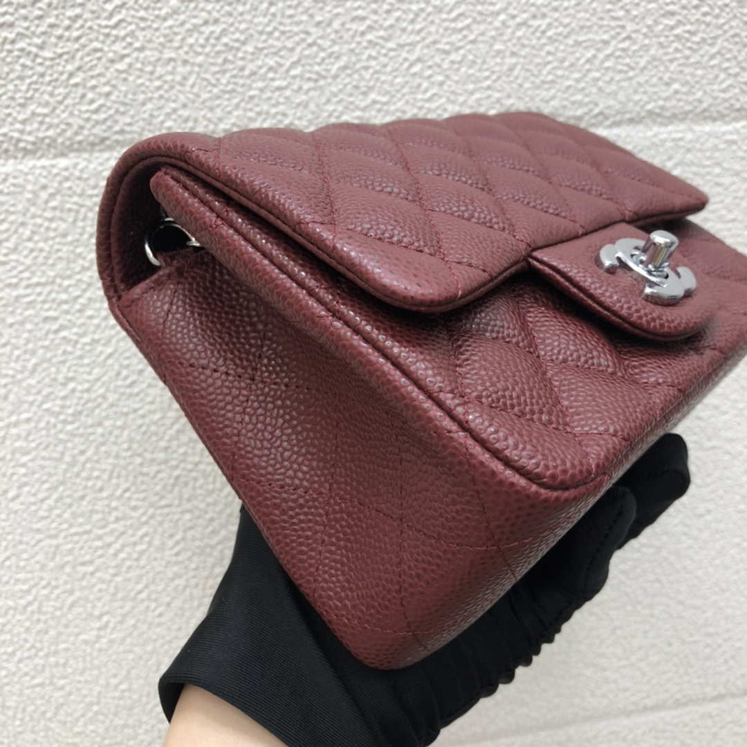 Chanel A35200 Mini Flap Bag 17cm Grained Calfskin Wine Red Silver | chanel a35200 mini flap bag 17cm grained calfskin wine red gold 004