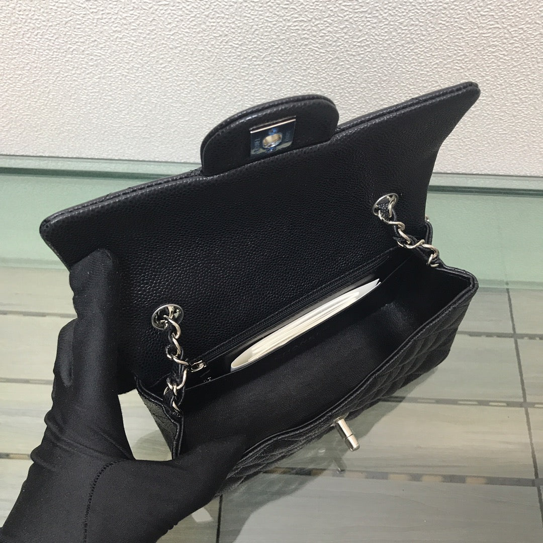 Chanel A69900 Mini Flap Bag Grained Calfskin Black Silver | chanel a69900 mini flap bag grained calfskin black 008