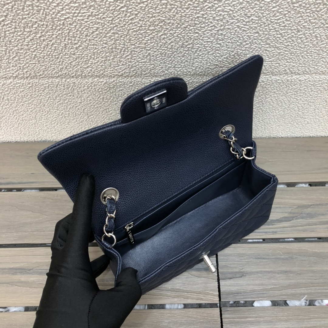 Chanel A69900 Mini Flap Bag Grained Calfskin Navy Blue Silver | chanel a69900 mini flap bag grained calfskin navy blue 017
