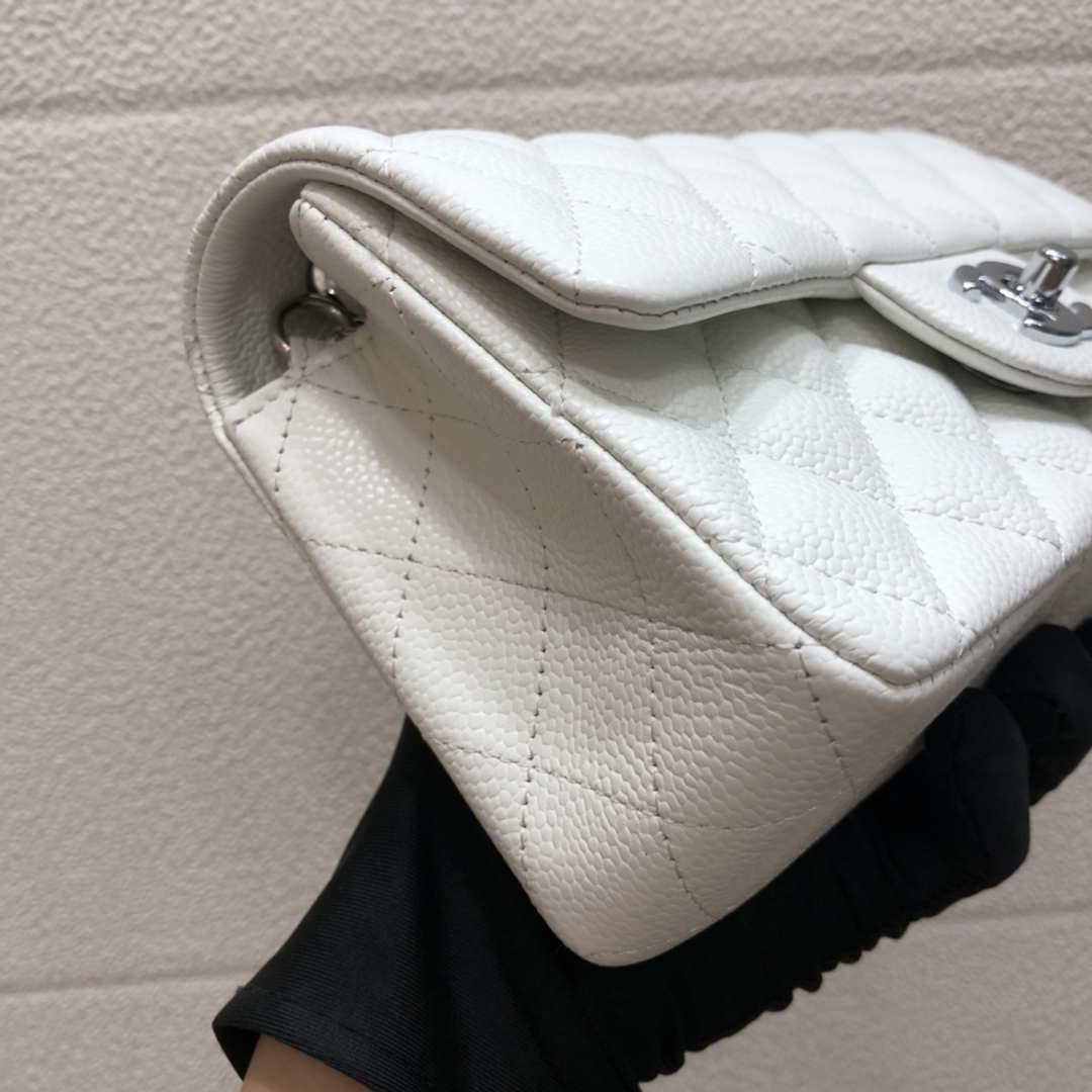 Chanel A69900 Mini Flap Bag Grained Calfskin White Silver | chanel a69900 mini flap bag grained calfskin white 013