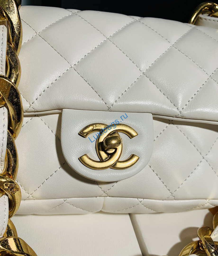 Chanel AS3214 Small Flap Bag Lambskin Gold-Tone Metal White | chanel as3213 small flap bag lambskin gold tone metal 004