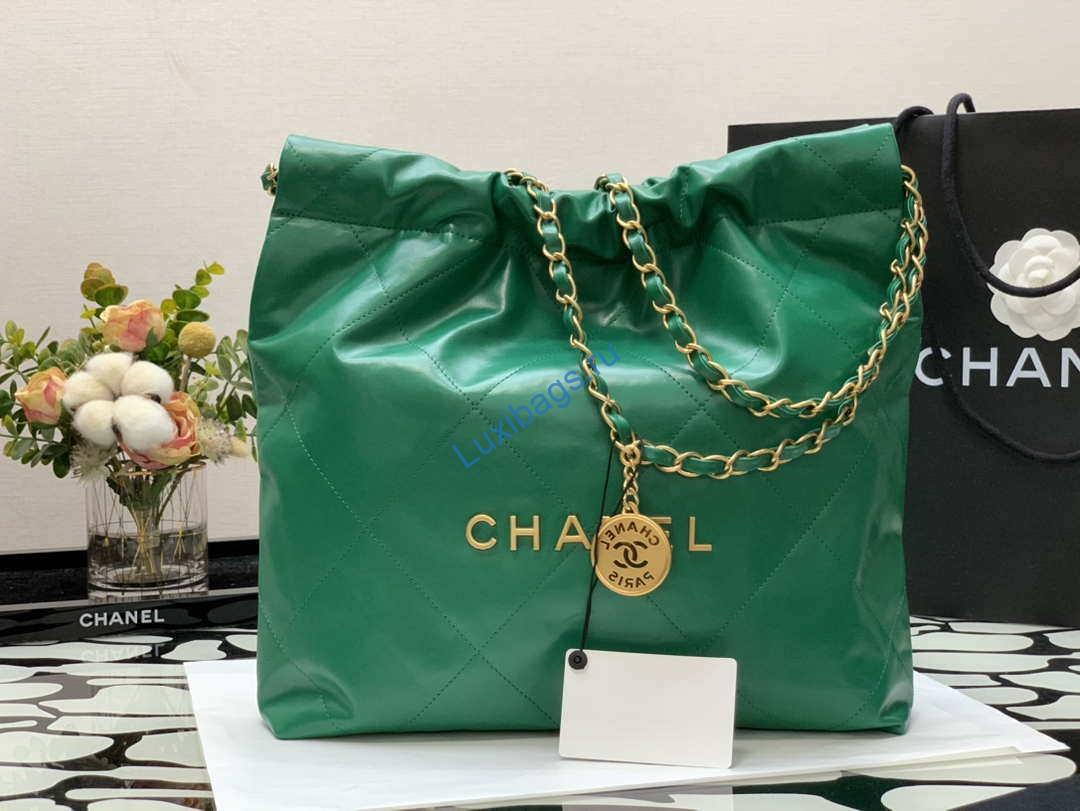 Chanel AS3260 22 Small Handbag Shiny Calfskin Green Gold Metal | chanel as3260 22 small handbag metallic calfskin 029