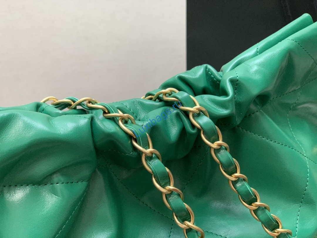 Chanel AS3260 22 Small Handbag Shiny Calfskin Green Gold Metal | chanel as3260 22 small handbag metallic calfskin 031