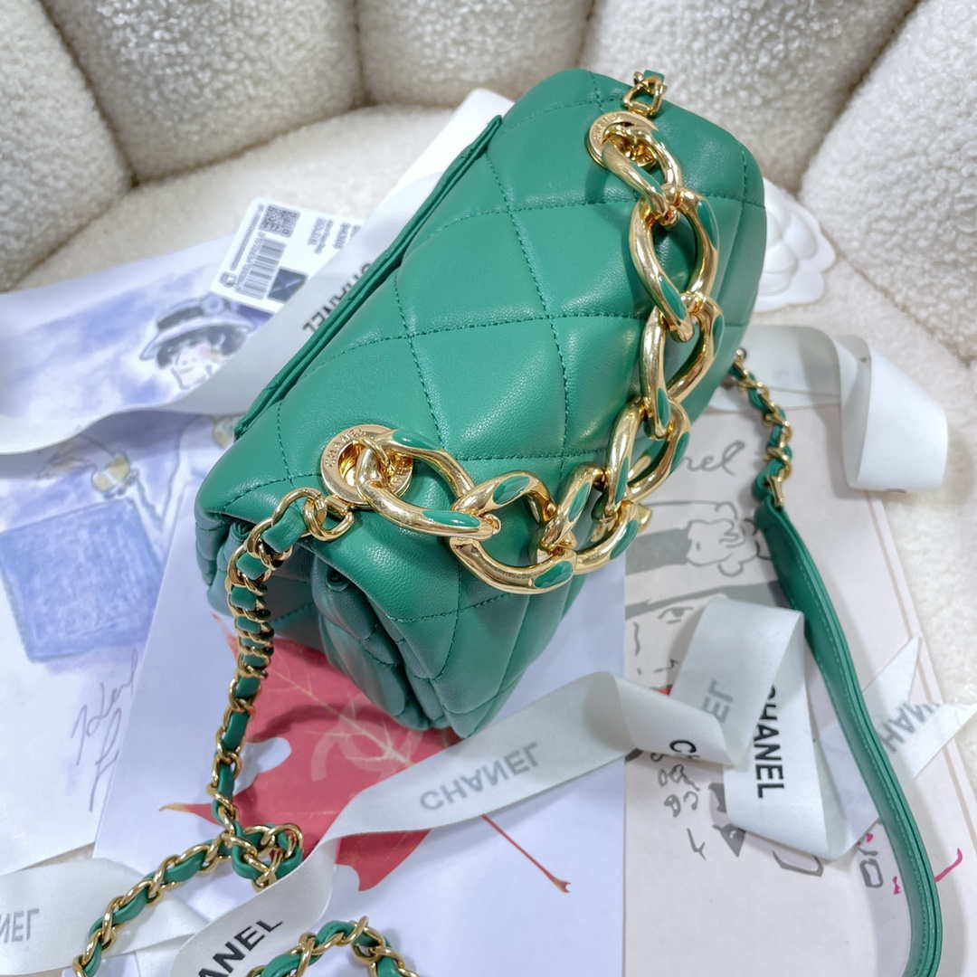 Chanel AS3365 Mini Flap Bag 17cm Lambskin Green | chanel as3365 mini flap bag 17cm lambskin green 004