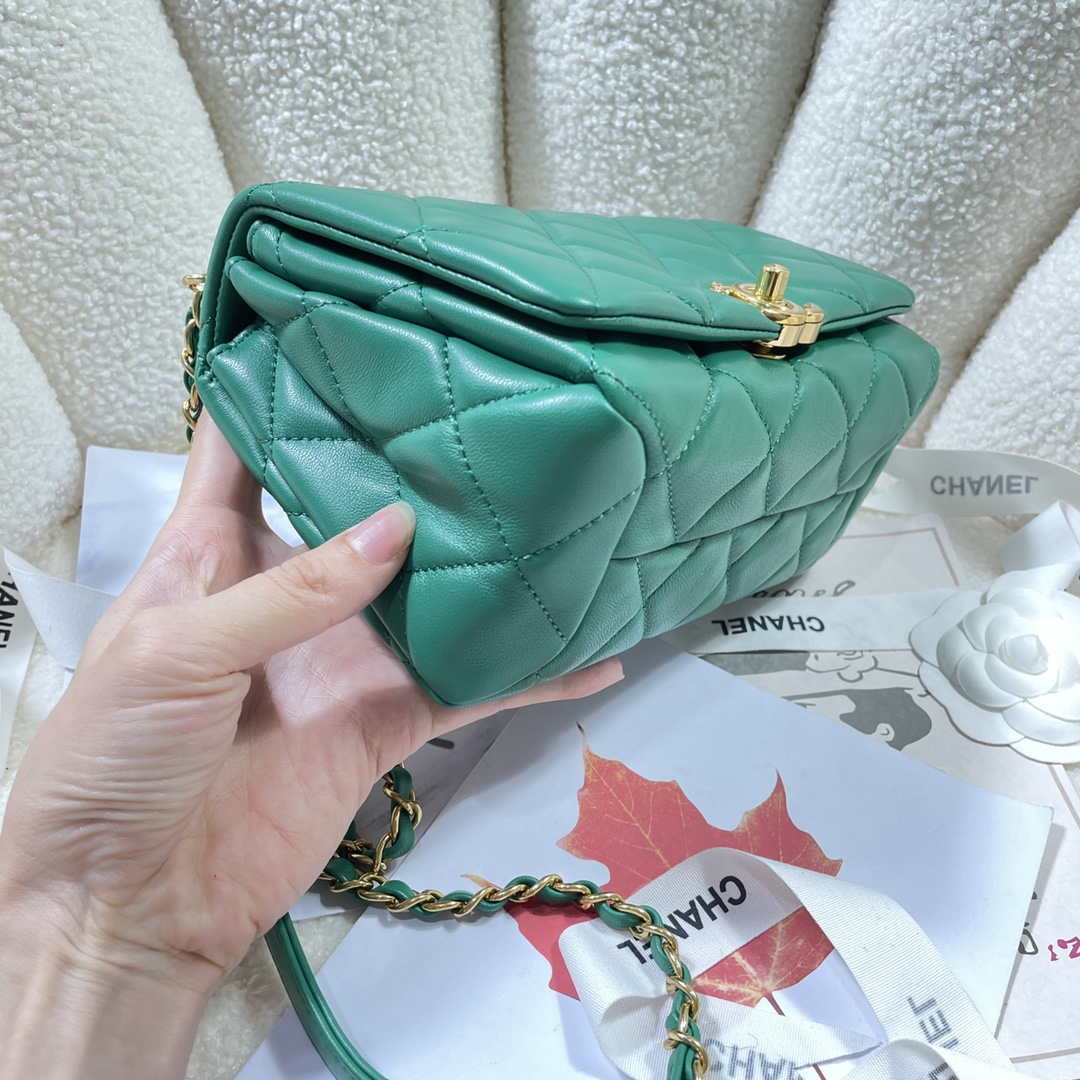 Chanel AS3366 Flap Bag 20cm Lambskin Green | chanel as3366 mini flap bag 20cm lambskin 030