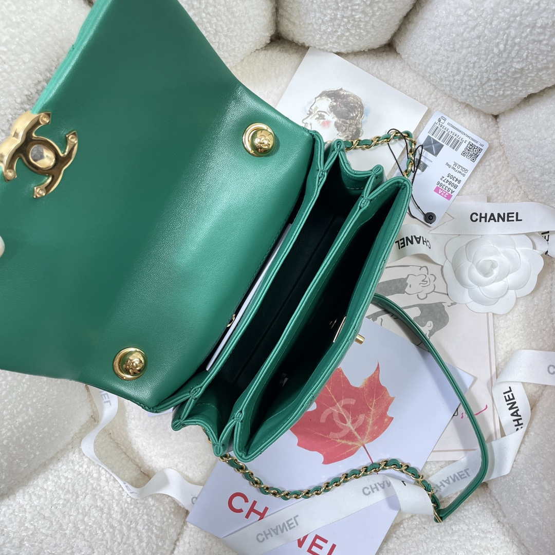 Chanel AS3366 Flap Bag 20cm Lambskin Green | chanel as3366 mini flap bag 20cm lambskin 035