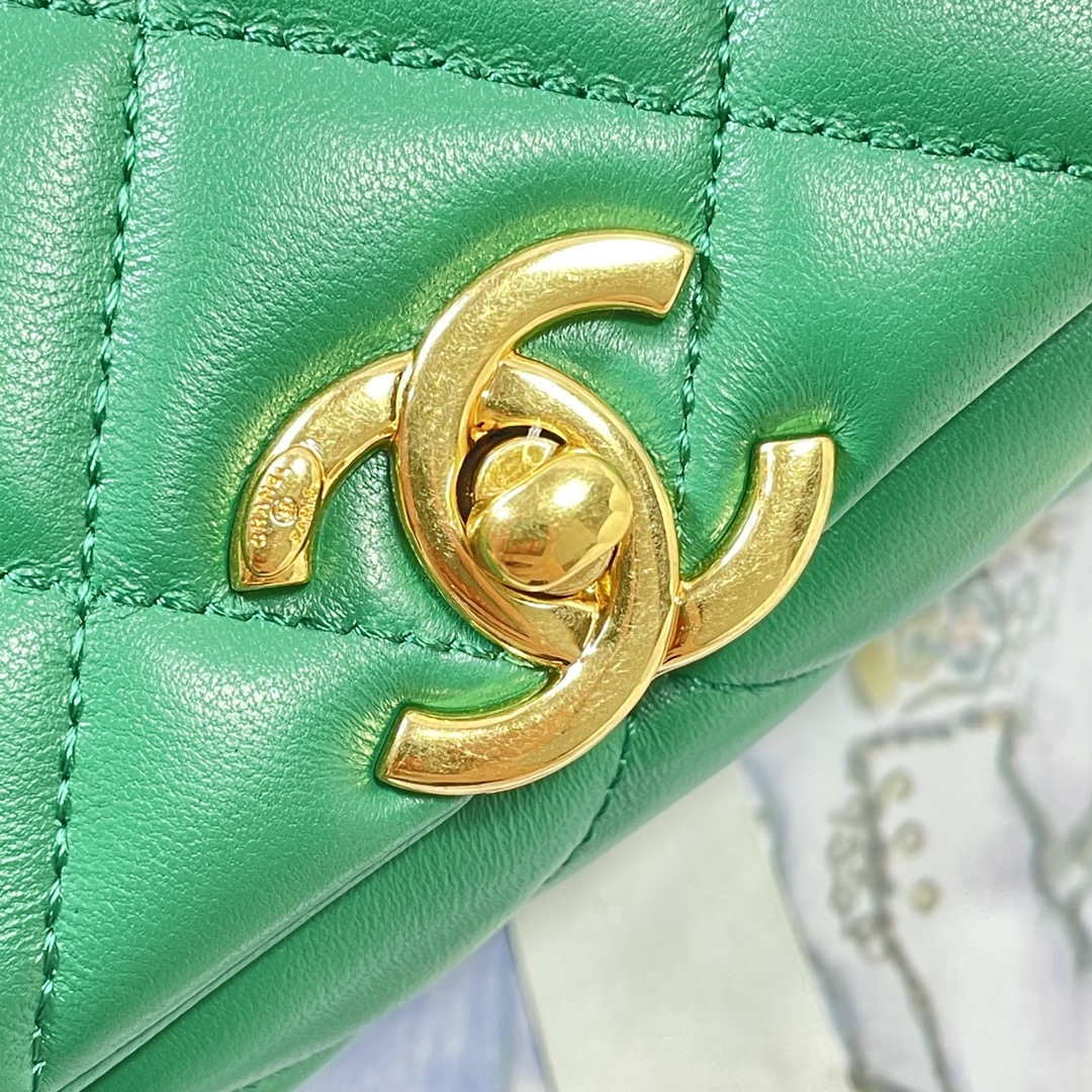 Chanel AS3367 Large Flap Bag 23cm Lambskin Green | chanel as3367 large flap bag 23cm lambskin 025