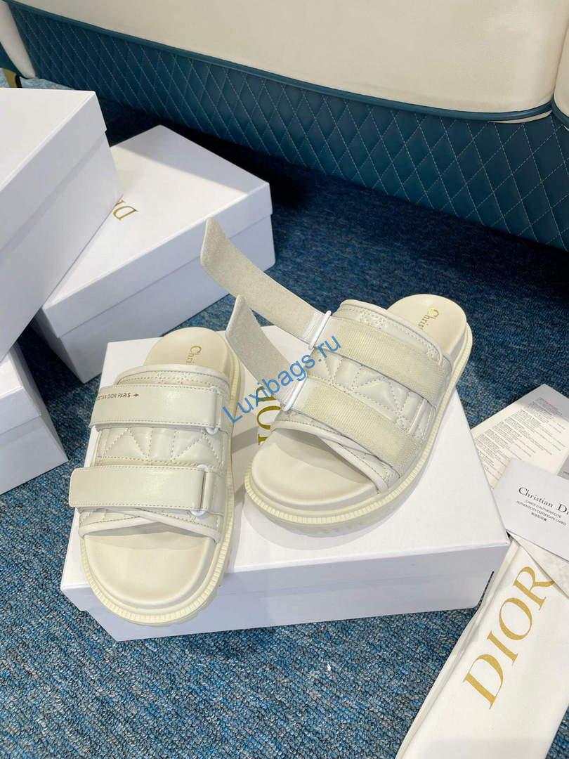 Dior Women's Shoes DIO(R) Evolution Slide Quilted Cannage KCQ716CQC White | dior womens shoes dior evolution slide quilted cannage kcq716cqc 003