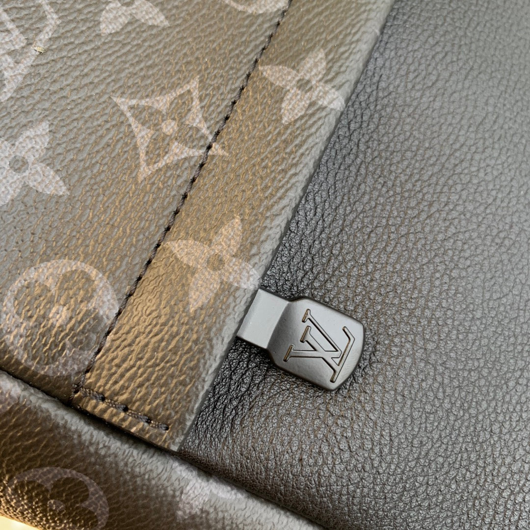 LV M45914 Louis Vuitton Saumur Tote Monogram eclipse | lv m45914 louis vuitton saumur tote monogram eclipse 006