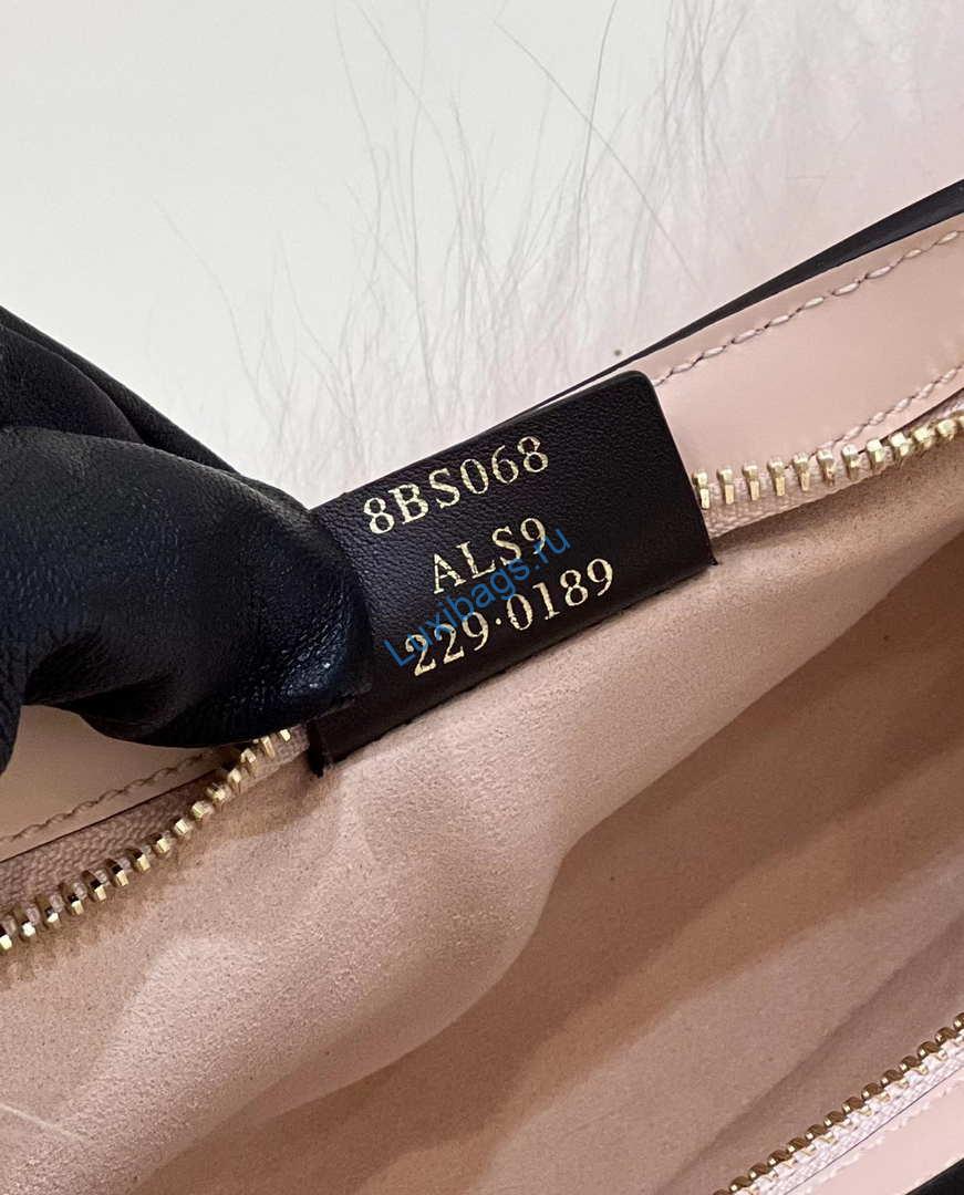 Fendi 8BS068ALS9F1IVT O’Lock Swing Pale pink leather and fox fur pouch 8573 | fendi 8bs068als9f1ivs o lock swing pale pink leather and fox fur pouch 8573 8