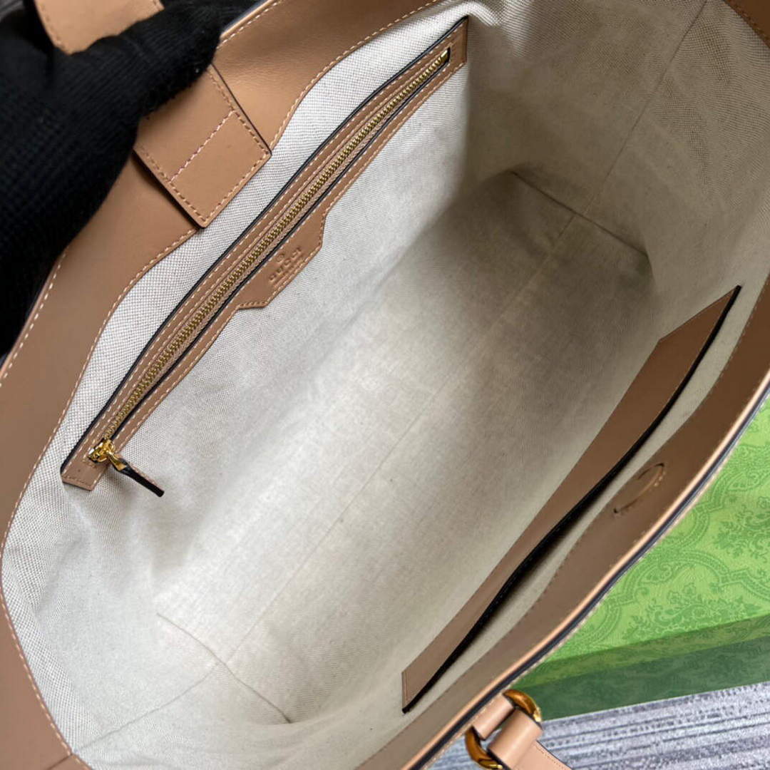 Gucci 631685 GG matelassé leather medium tote Bag Beige | gucci 631685 gg matelasse leather medium tote bag 039
