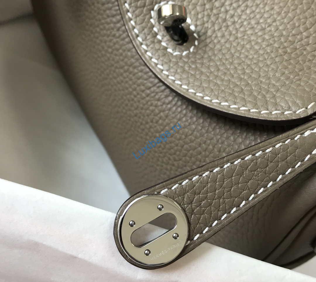 Hermes H079086 Lindy Mini Bag 19cm H231926 | hermes h079086 lindy mini bag 19cm h231915 097