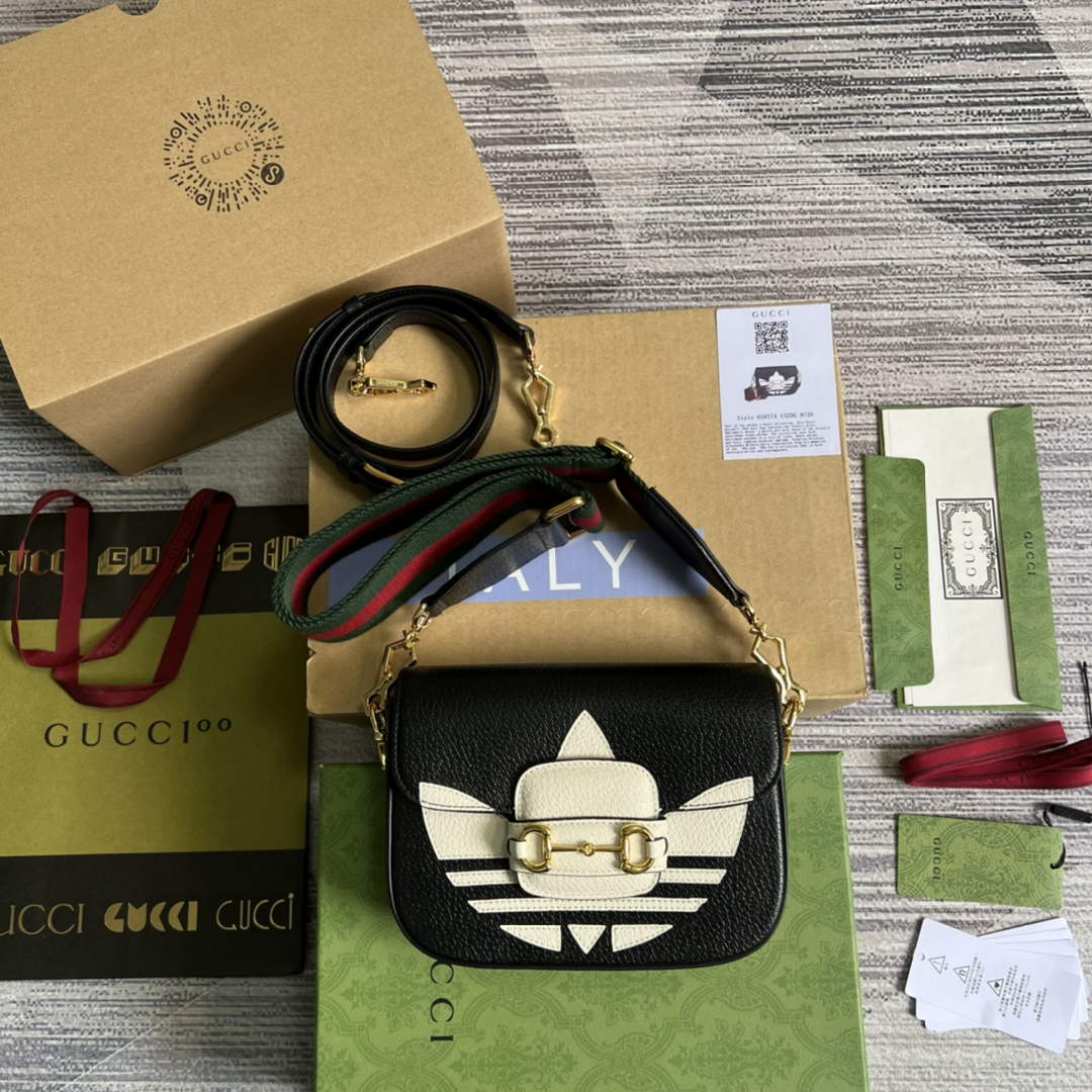 Adidas x Gucci 658574 Horsebit 1955 mini bag black and white leather | adidas x gucci 658574 horsebit 1955 mini bag 01