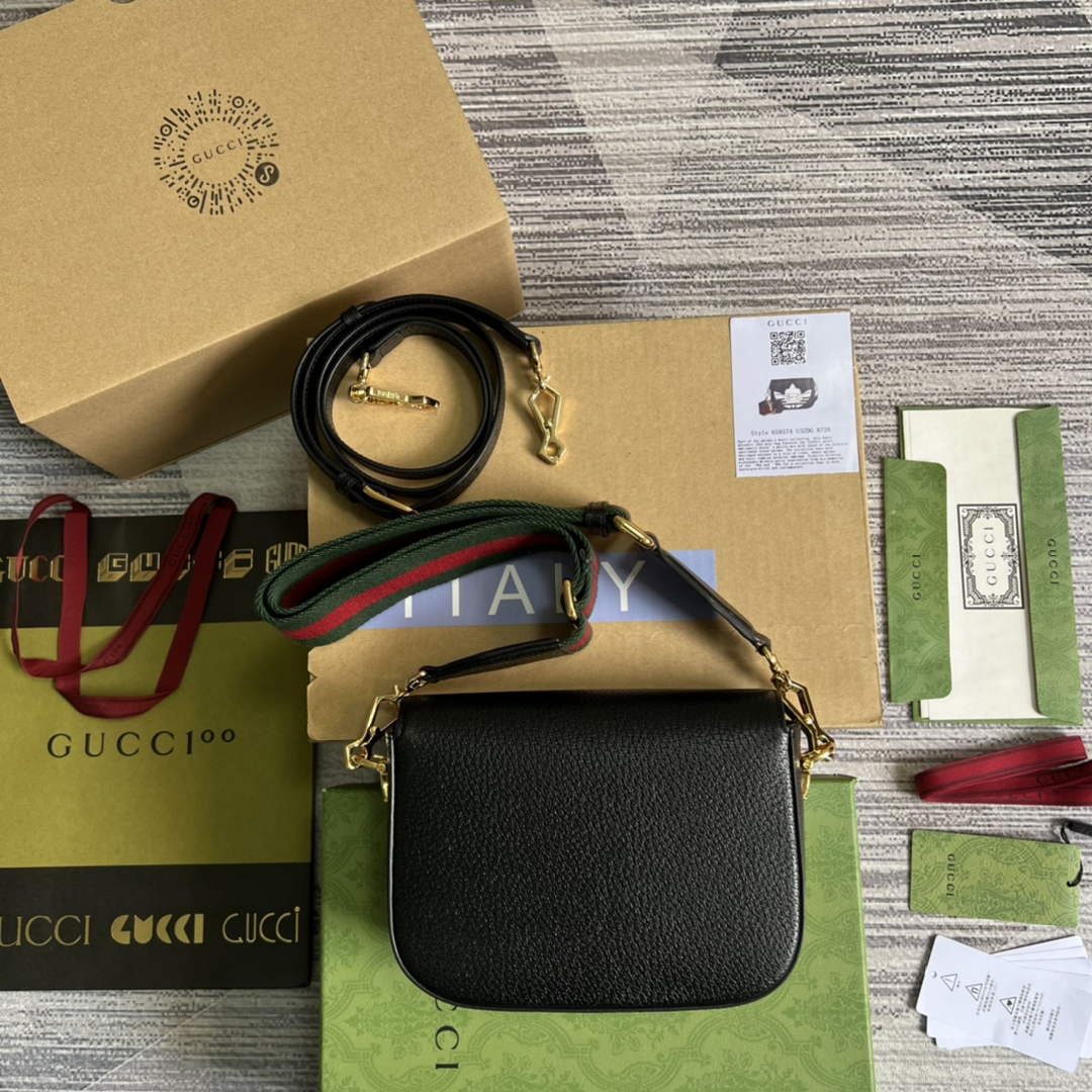 Adidas x Gucci 658574 Horsebit 1955 mini bag black and white leather | adidas x gucci 658574 horsebit 1955 mini bag 02