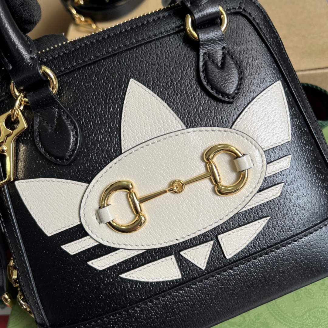 Adidas x Gucci 677212 Horsebit 1955 mini bag Black and white leather | adidas x gucci 677212 horsebit 1955 mini bag 05