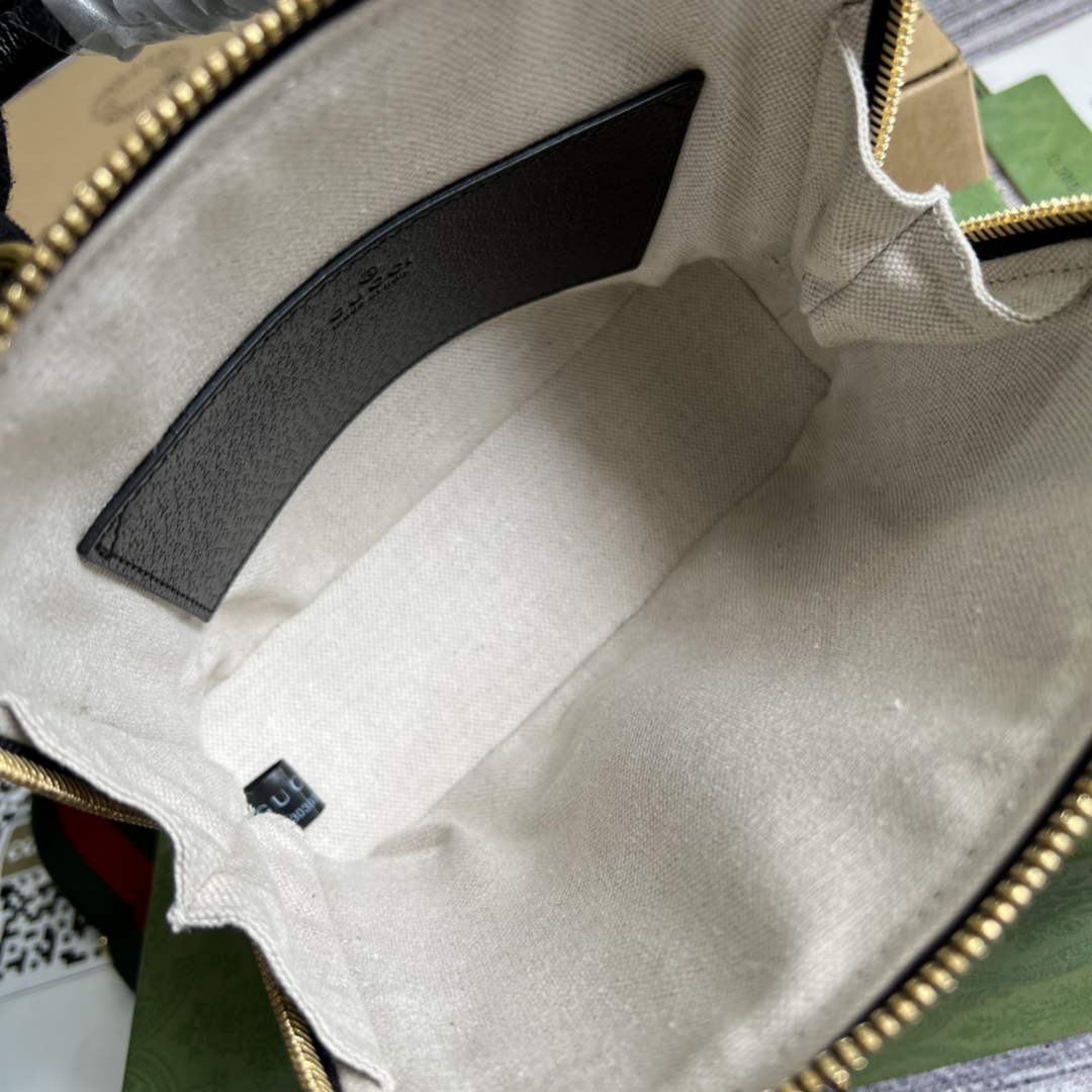 Adidas x Gucci 677212 Horsebit 1955 mini bag Black and white leather | adidas x gucci 677212 horsebit 1955 mini bag 09