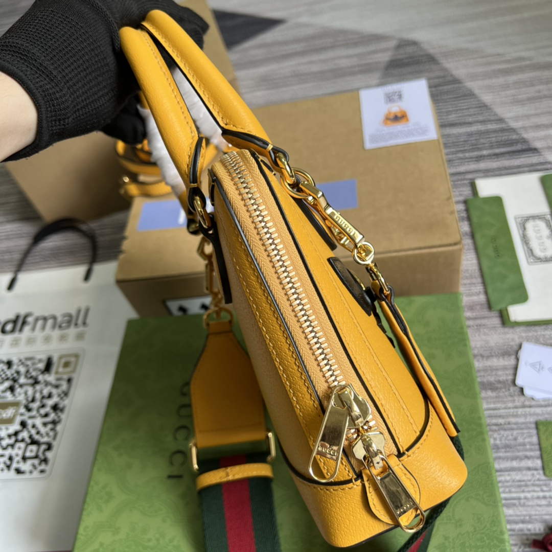 Adidas x Gucci 677212 Horsebit 1955 mini bag Yellow and black leather | adidas x gucci 677212 horsebit 1955 mini bag 30