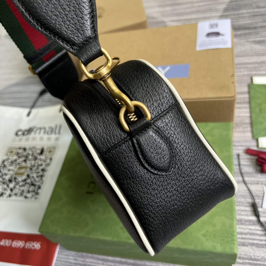Adidas x Gucci small shoulder bag 702427 Black leather | adidas x gucci small shoulder bag 702427 03