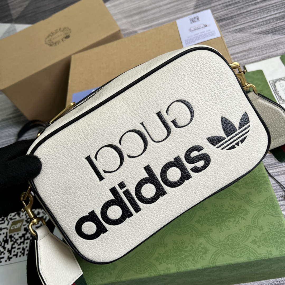 Adidas x Gucci small shoulder bag 702427 White leather | adidas x gucci small shoulder bag 702427 13