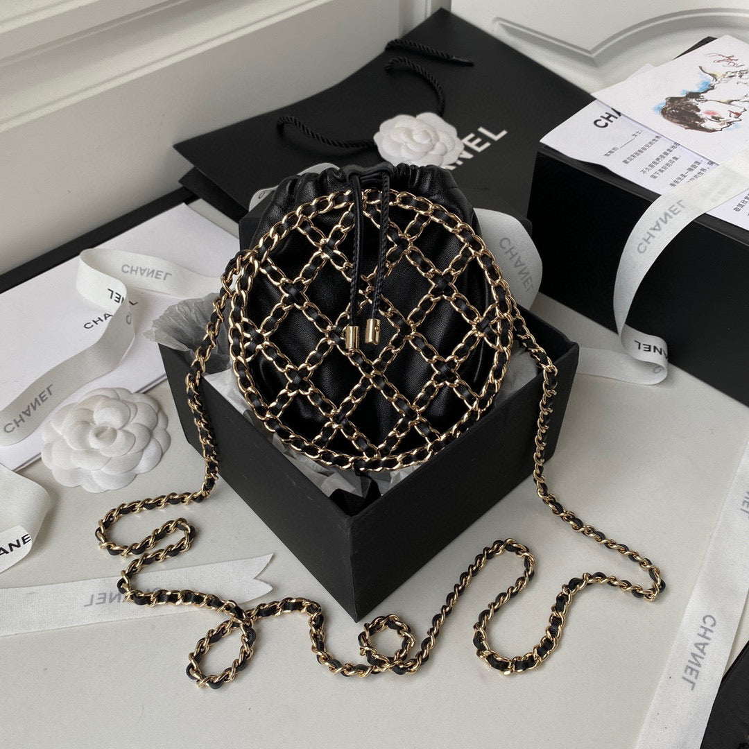 Chanel 2022 Cruise AP2685 Clutch Bag Black | chanel 2022 cruise ap2685 clutch bag black 02