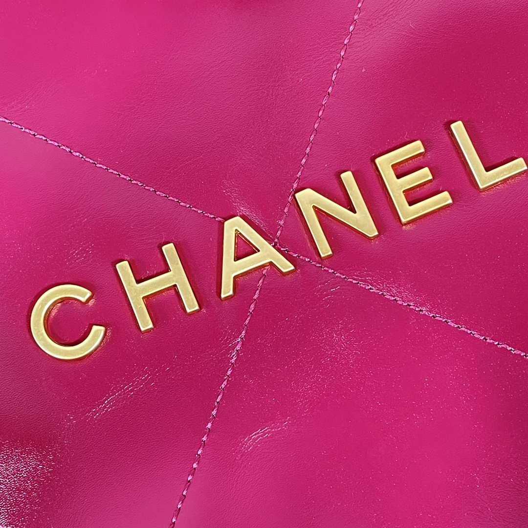 Chanel 22 Small Handbag Shiny Calfskin AS3260 Rose Red | chanel 22 small handbag shiny calfskin as3260 rose red 005