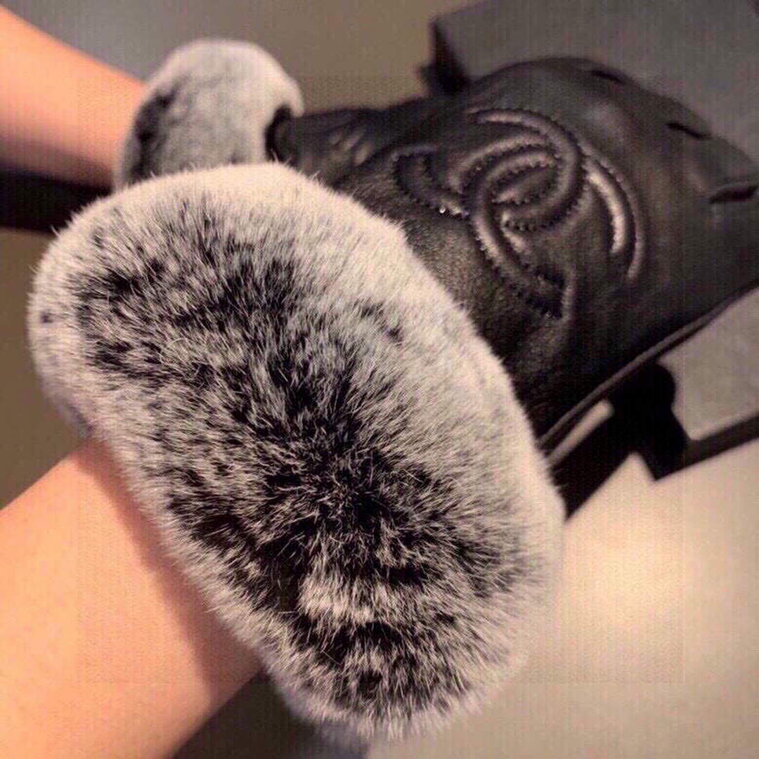 Chanel Women's Gloves Designer Leather Gloves AA8316 | chanel womens gloves designer leather gloves 022