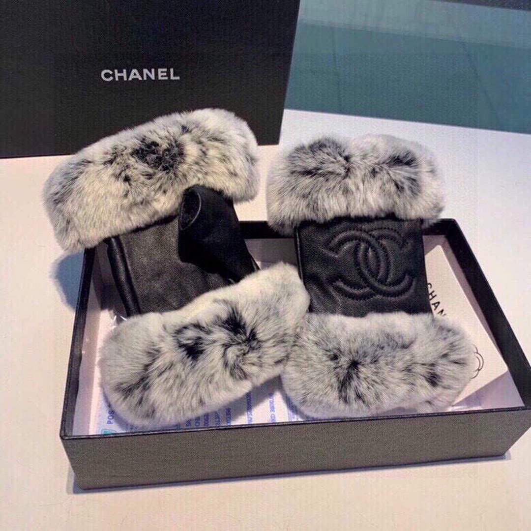 Chanel Women's Gloves Designer Leather Gloves AA8318 | chanel womens gloves designer leather gloves 042