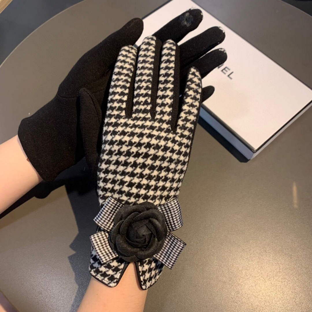 Chanel Women's Gloves Designer Wool Gloves AA8319 | chanel womens gloves designer leather gloves 051