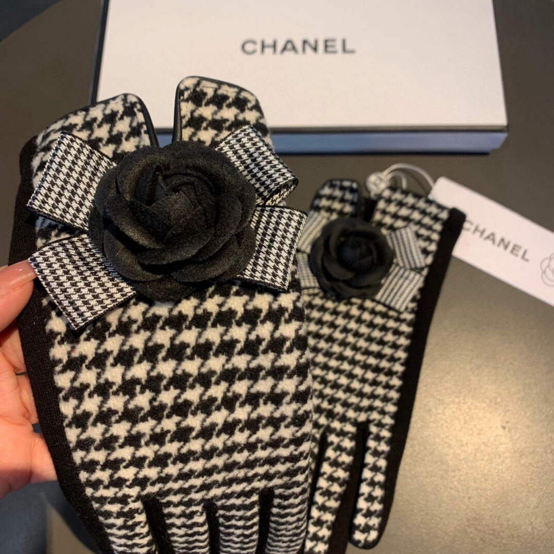 Chanel Women's Gloves Designer Wool Gloves AA8319 | chanel womens gloves designer leather gloves 054