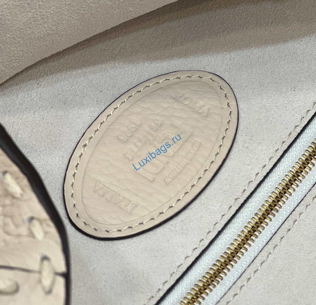 Fendi 8BR600 Baguette White full grain leather bag 8393 | fendi 8br600 baguette white full grain leather bag 007