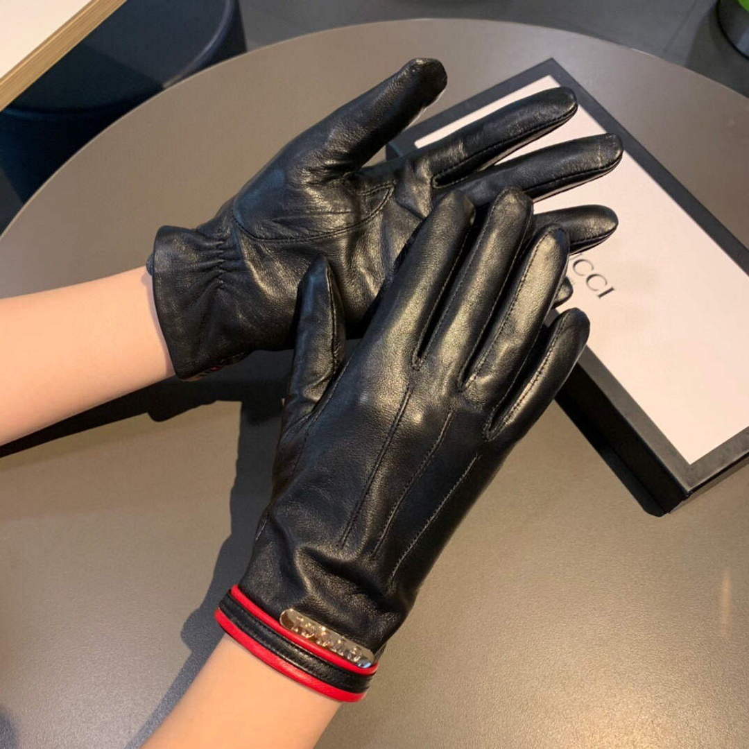 Gucci Women's Gloves GG Leather Gloves 477966 | gucci womens gloves gg marmont chevron leather gloves 005