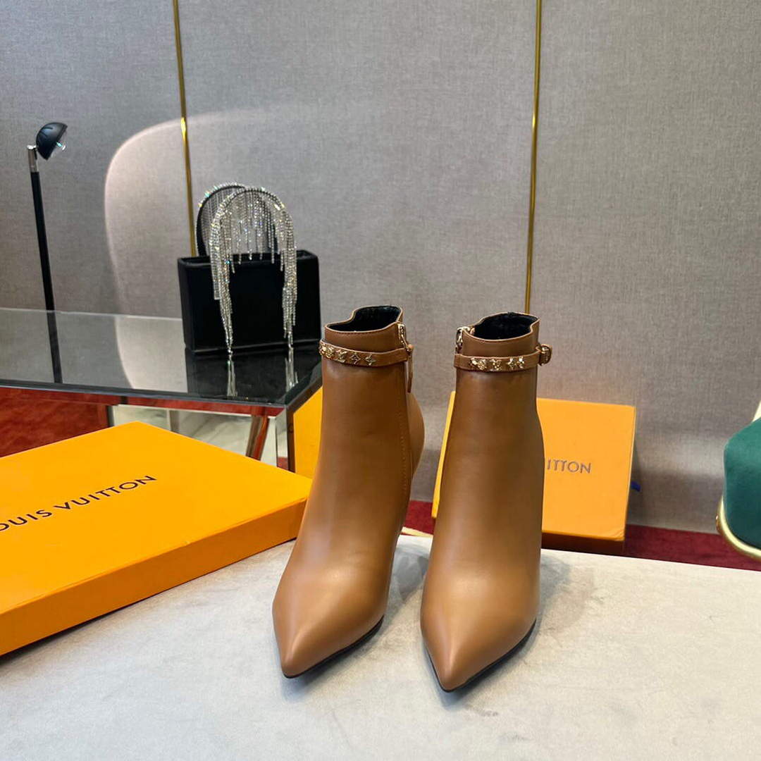 LV 1A9P35 Louis Vuitton Women's Signature Ankle Boot L66527 | lv 1a9p35 louis vuitton womens signature ankle boot 004