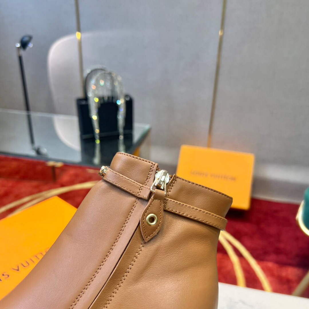 LV 1A9P35 Louis Vuitton Women's Signature Ankle Boot L66527 | lv 1a9p35 louis vuitton womens signature ankle boot 008