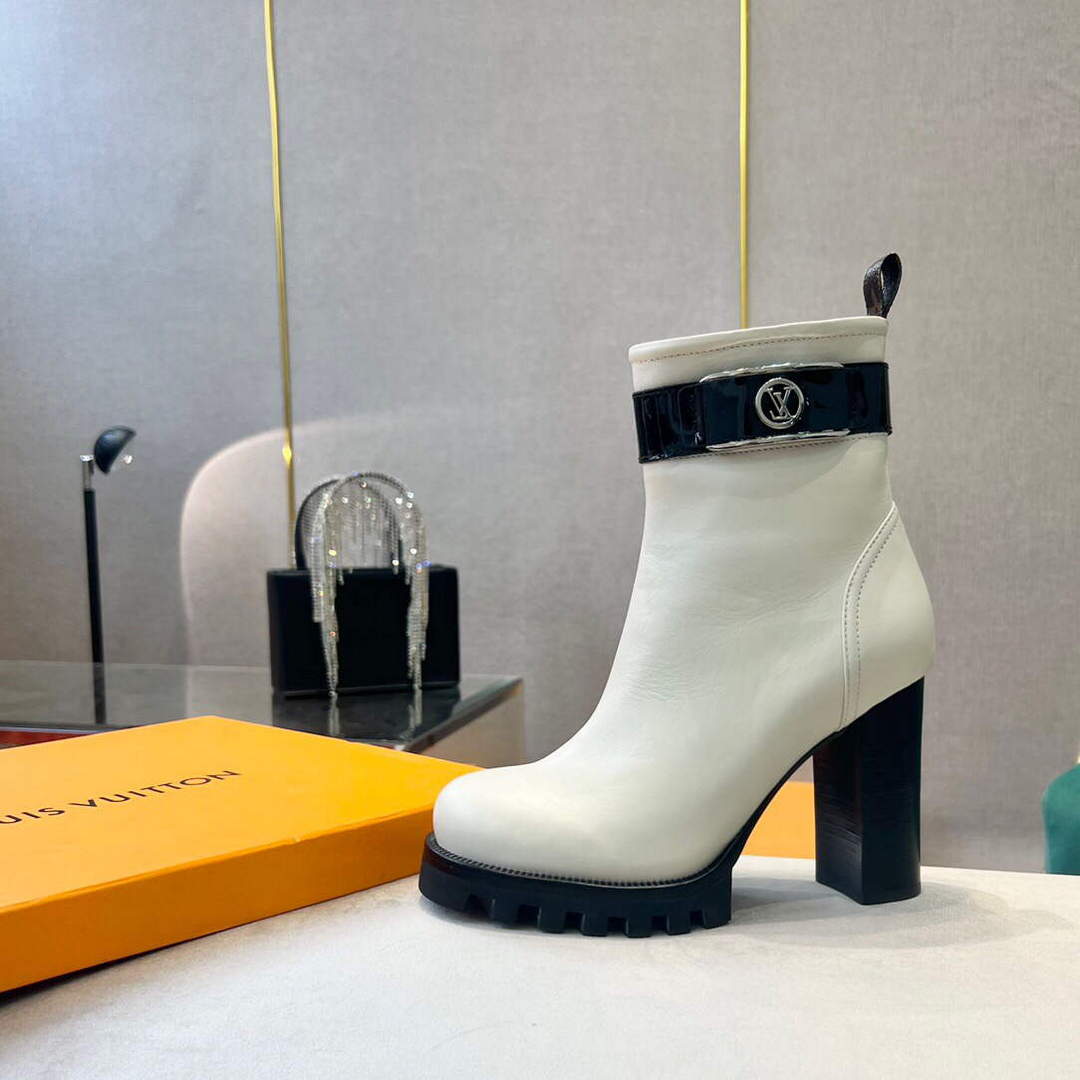 LV 1AA0O8 Louis Vuitton Women's Star Trail Ankle Boot L66522 | lv 1aa0o8 louis vuitton womens star trail ankle boot 011