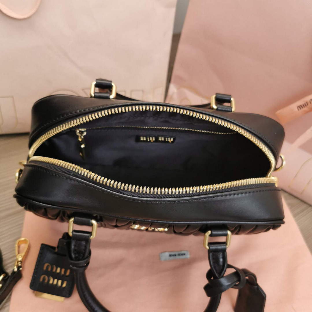 MiuMiu 5BB124 Matelassé Nappa Leather Top-handle Bag Black | miumiu 5bb124 matelasse nappa leather top handle bag 019